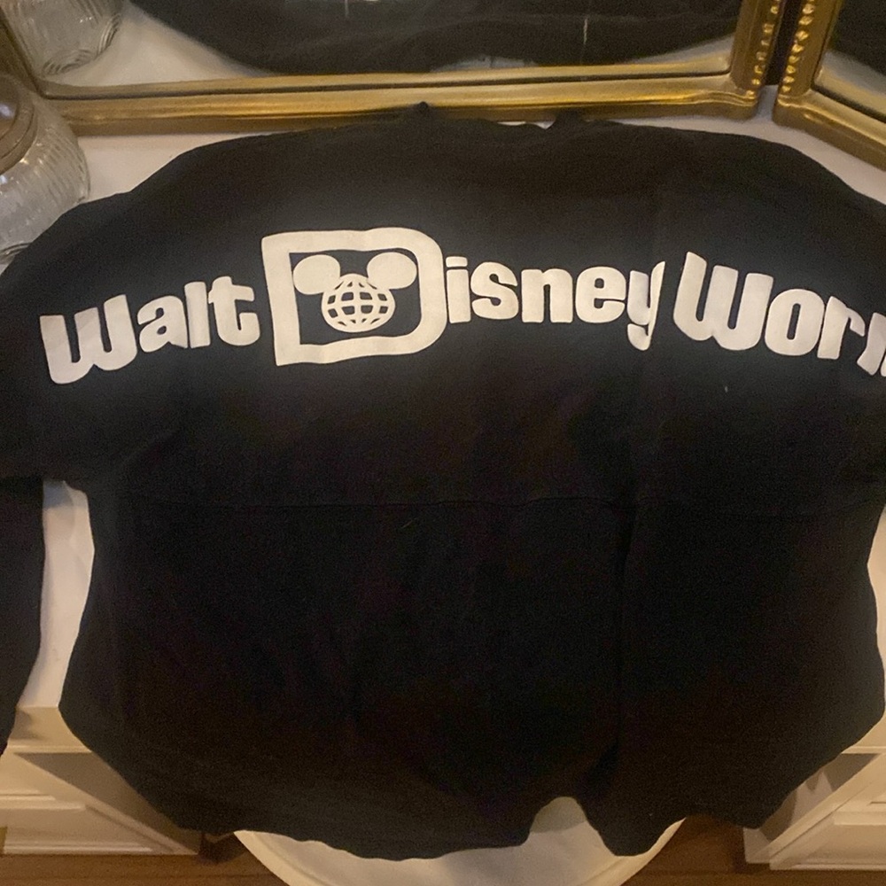 Black Walt Disney World Spirit Jersey XS 🖤